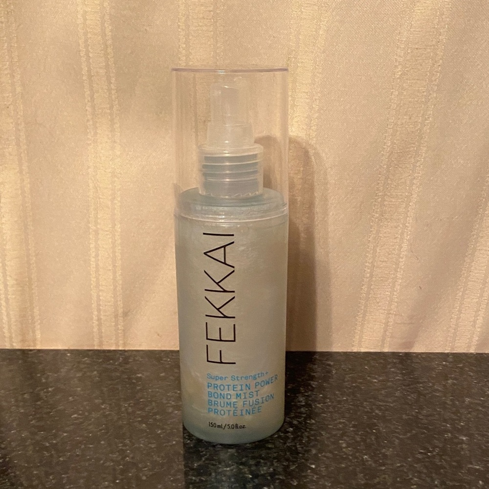 Fekkai Super Strengh+ Protein Powder Bond Mist Spray